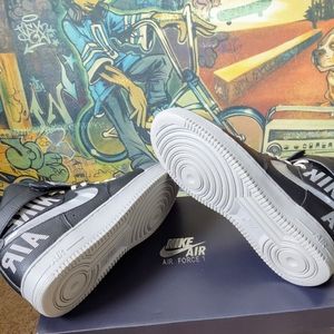 Nike Air Force 1 07 LV8'S